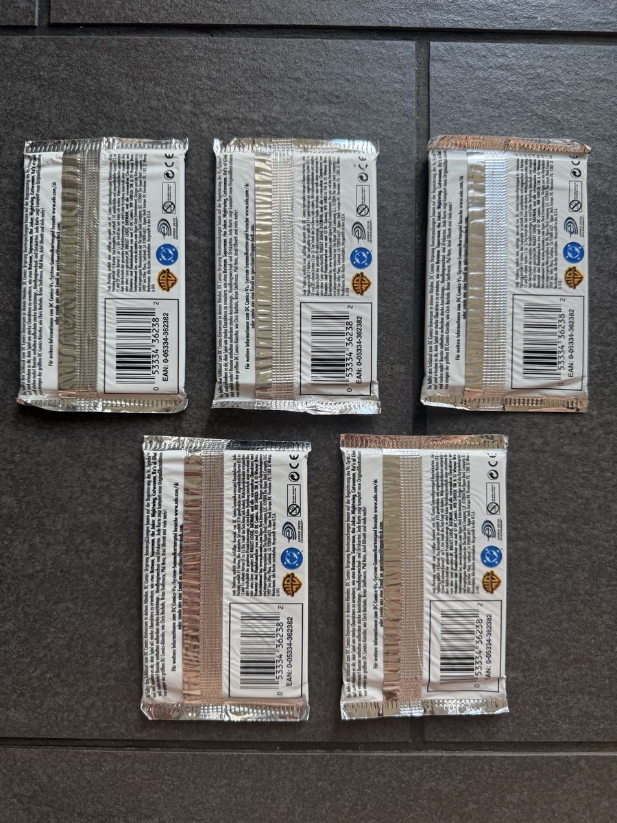 Carte collezionabili: DC Comics VS System Ursprung 5 Booster Packs – Usato da Zürich venduto da cENS0R 1