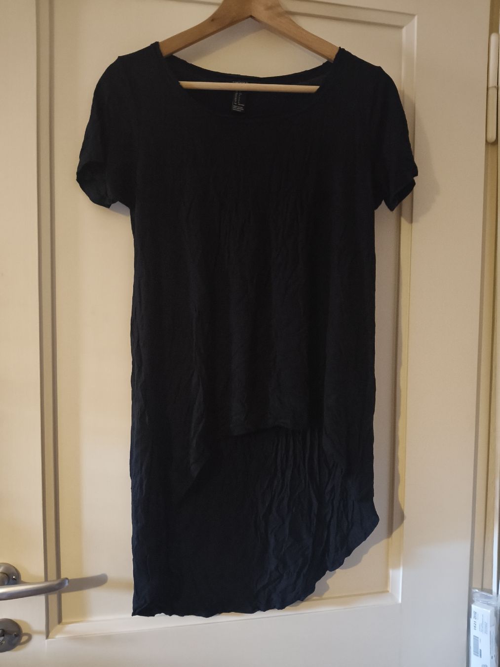 T-shirt: 3xBasic Shirts, schwarz  Mango, Zara, Forever 21! Gr. S – Usato da Zürich venduto da tweetys78 2