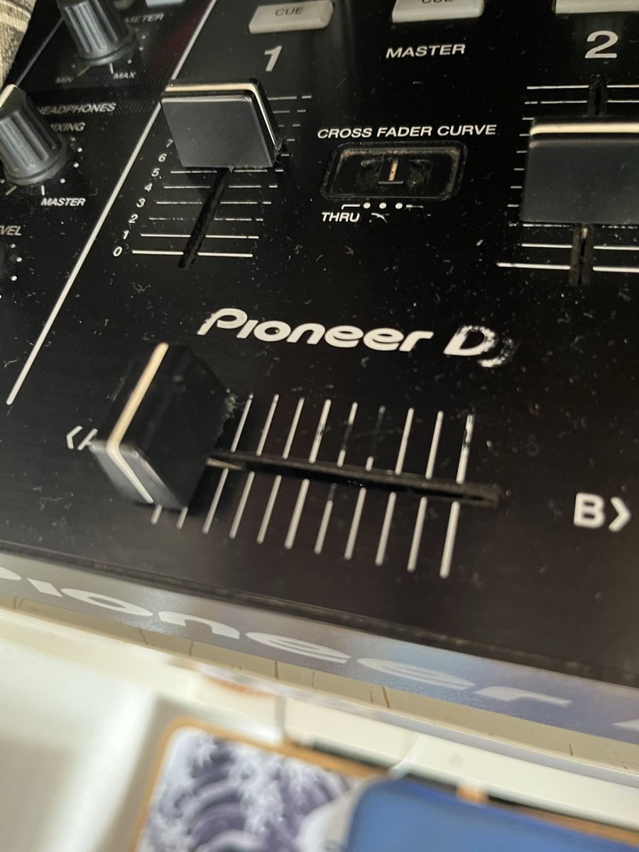 Pioneer Console di mixaggio: Pioneer DJ XDJ-RX2 – Usato da St-Sulpice VD venduto da HSchultz 2