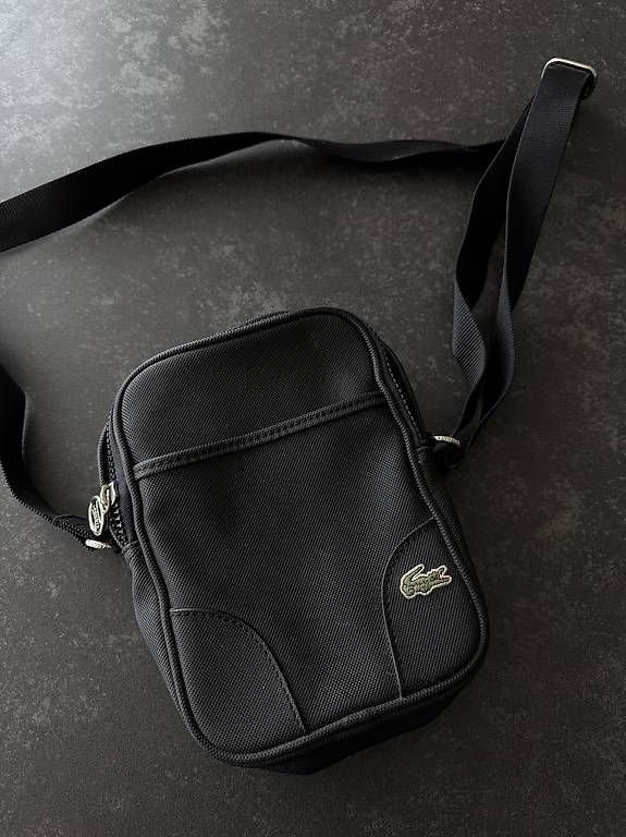 Taschen: Lacoste Tasche – Gebraucht aus Winterthur von ChiuJezzy 1
