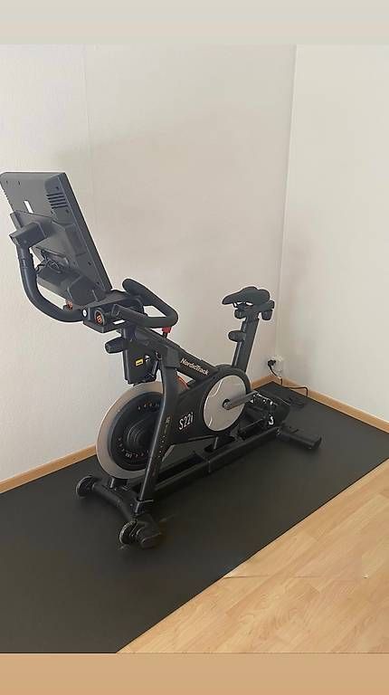 NordicTrack Hometrainer: Fitness bike - new – Nuovo (secondo la descrizione) da Horgen venduto da ste_8576 1