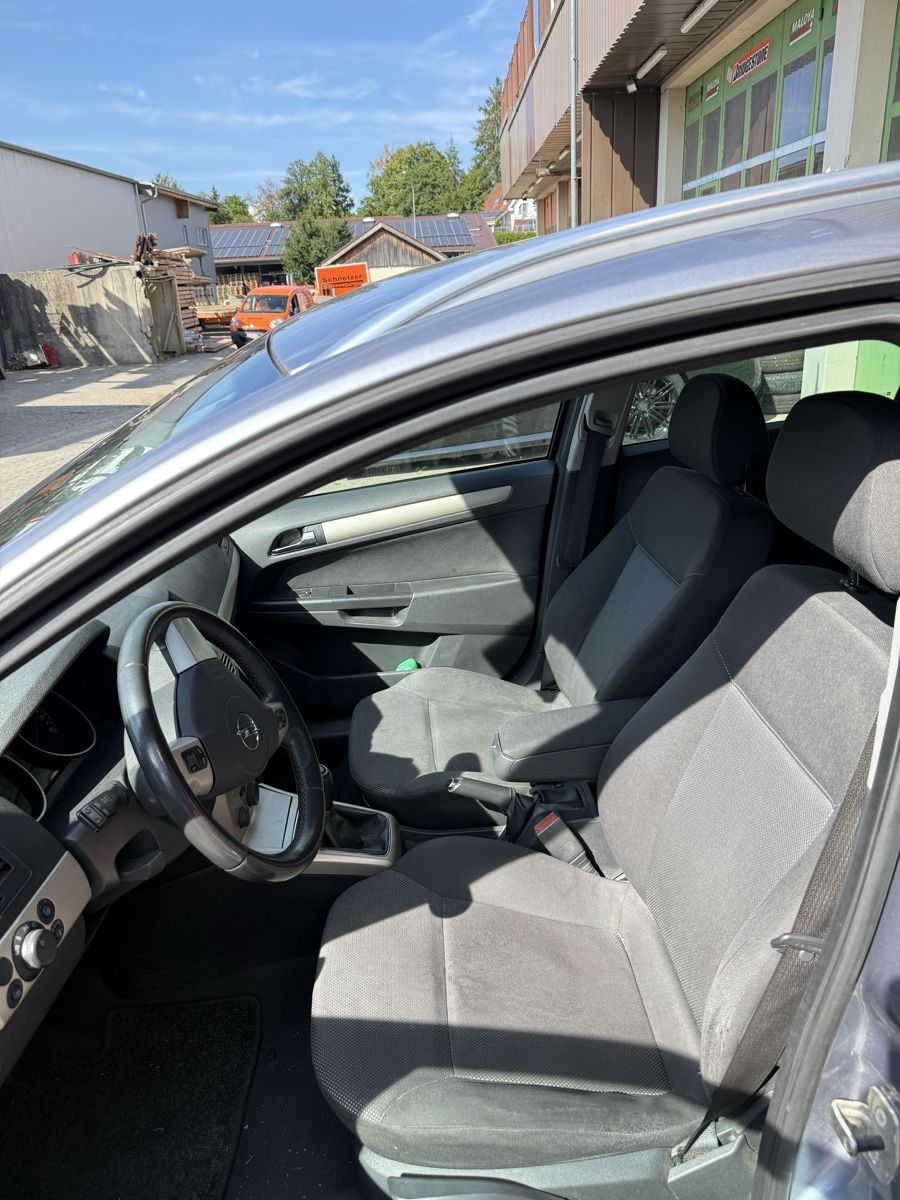 Automobili: Opel Astra 1.4 Defekt! – Difettoso da Oberbüren venduto da nad_ml5c 3