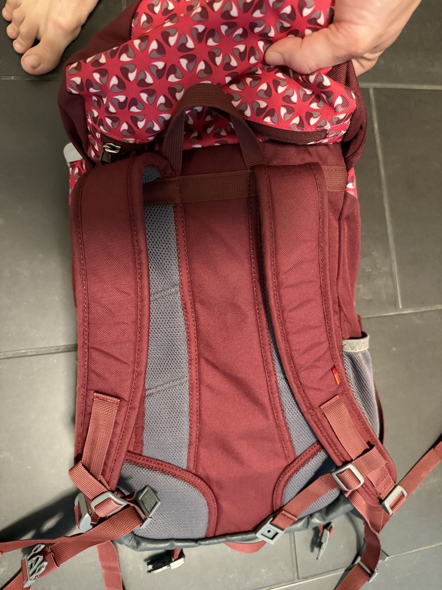 Vaude Zaini: Vaude Wanderrucksack rot 14 Liter – Usato da Lenzburg venduto da Reniss_ 2