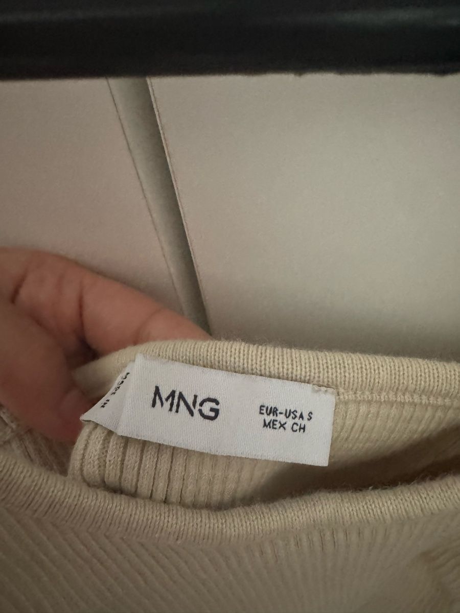 Mango Tops: Débardeur Mango taille S - Beige côtelé – Neu (gemäss Beschreibung) aus Meyrin von mai_pl7s 1