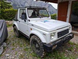 Suzuki Samurai