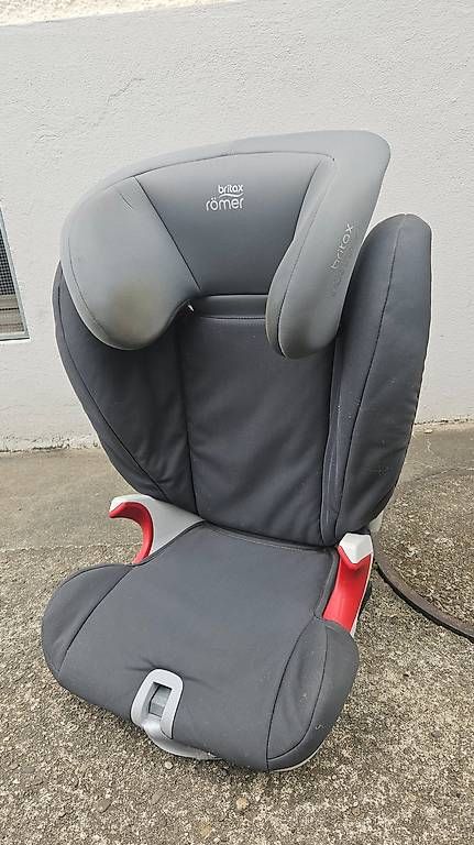 Seggiolini per auto: Kinderautositz Britax Römer – Usato da Buchs AG venduto da chratz5