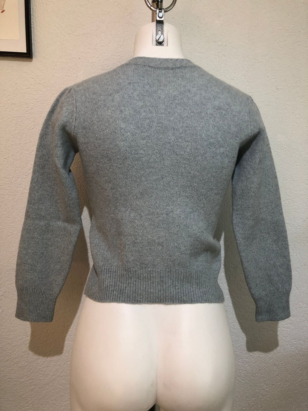 Apc Maglioni & Felpe: A.P.C. Paris Pullover Gr XS 78% Wolle hellblau-grau – Usato da Berg am Irchel venduto da Zweiti_Chance 3