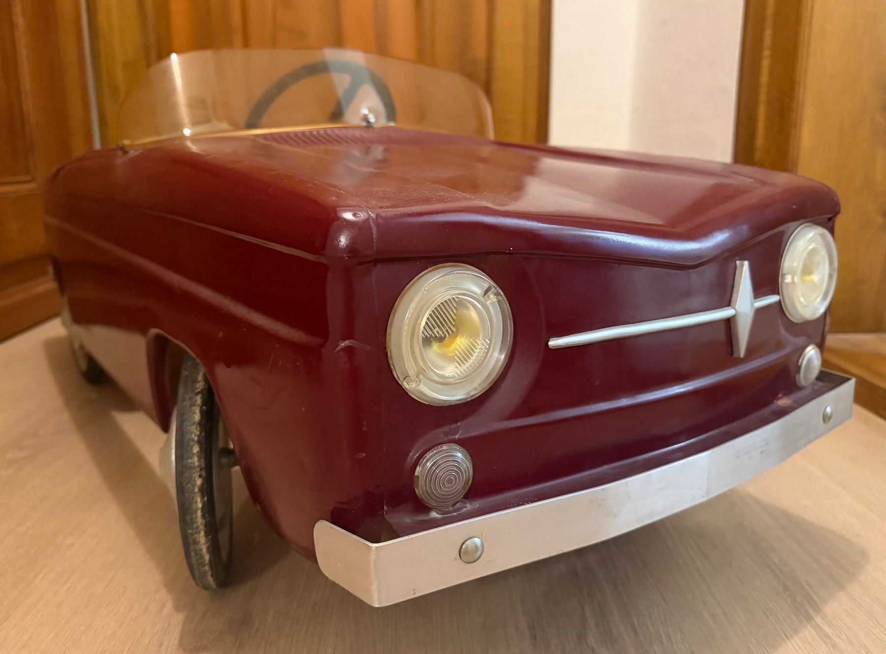 Fahrzeuge für Kinder: Tretauto / Pedalcar Renault – Gebraucht aus Bülach von Wjlli 3
