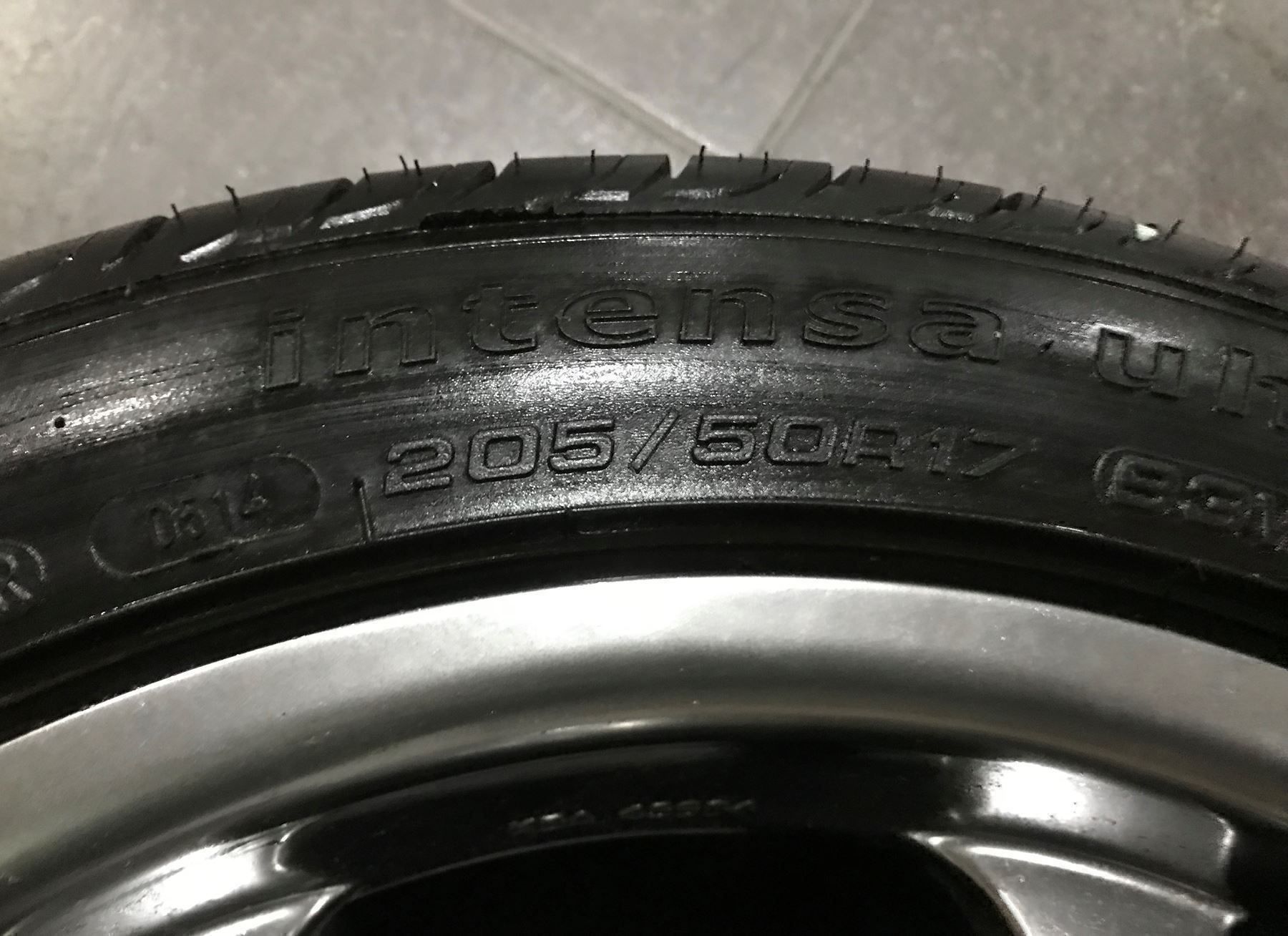 Mazda Pneumatici & Ruote complete: 4 x 17 Zoll Mazda Sommerräder – Usato da Altstätten venduto da TM-Auto 4