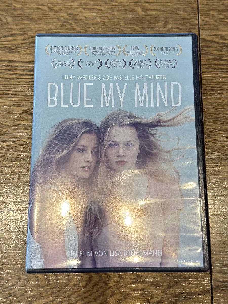 Tous les DVDs: Blue My Mind DVD – D'occasion à Tuggen par jess_gls06