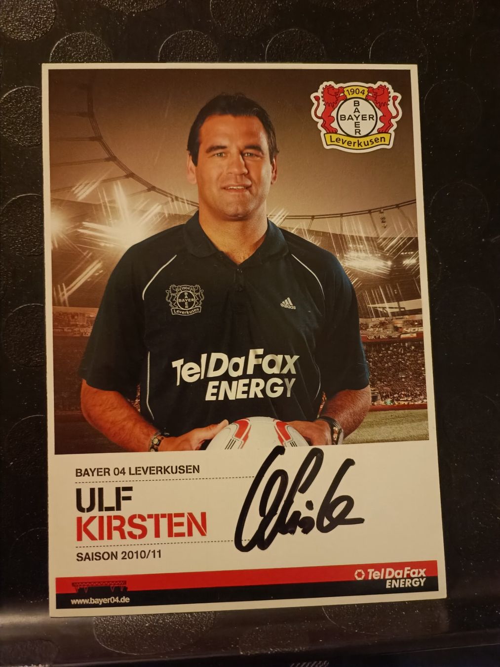 Autografi: Ulf Kirsten - handsignierte Autogrammkarte – Usato da Menziken venduto da Artographs