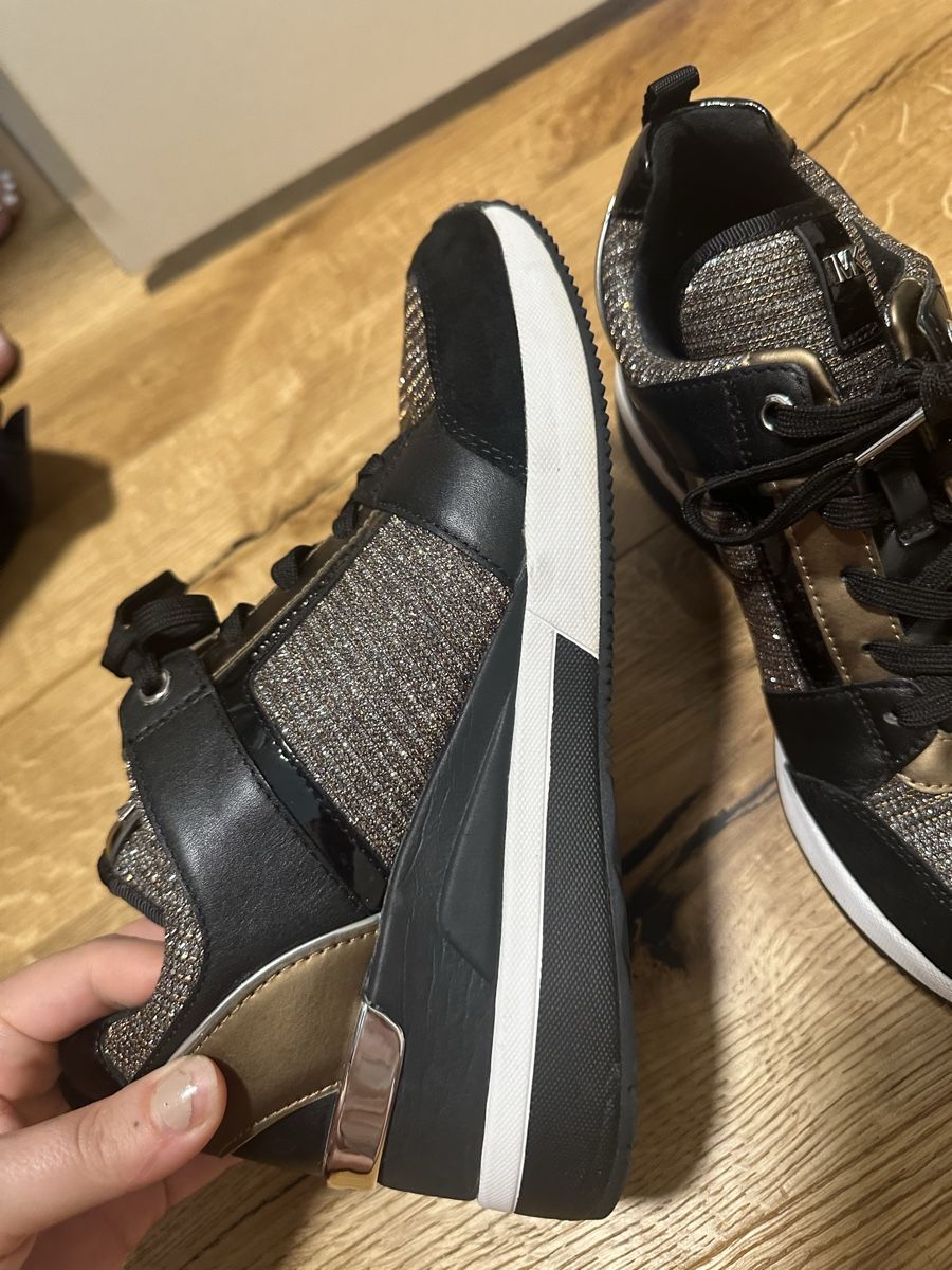 Michael Kors Scarpe da donna: Michael Kors Sneaker – Usato da Turbenthal venduto da arb_g87g 3