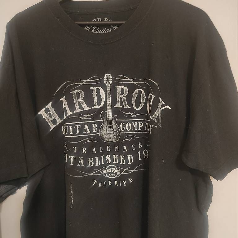 T-shirt: Maglie Nuove  – Usato da Losone venduto da mar_n5ds 1