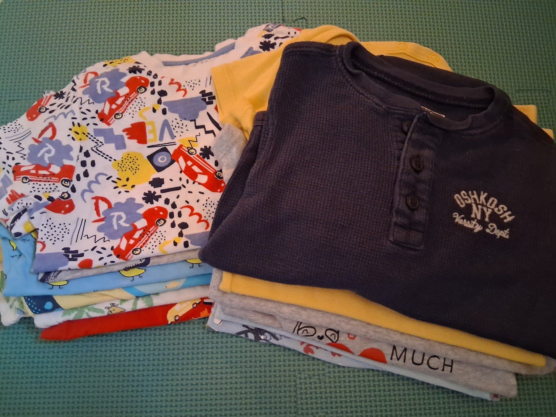 Lotti & Set di vestiti: Kleiderset gr 86 – Usato da Astano venduto da mclotto 3