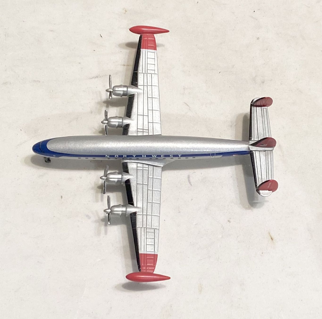 Kit di modellismo & Modellini statici: Dragon Constellation L-1049 Northwest Airlines in OVP – Usato da Sonceboz-Sombeval venduto da Decolove 7