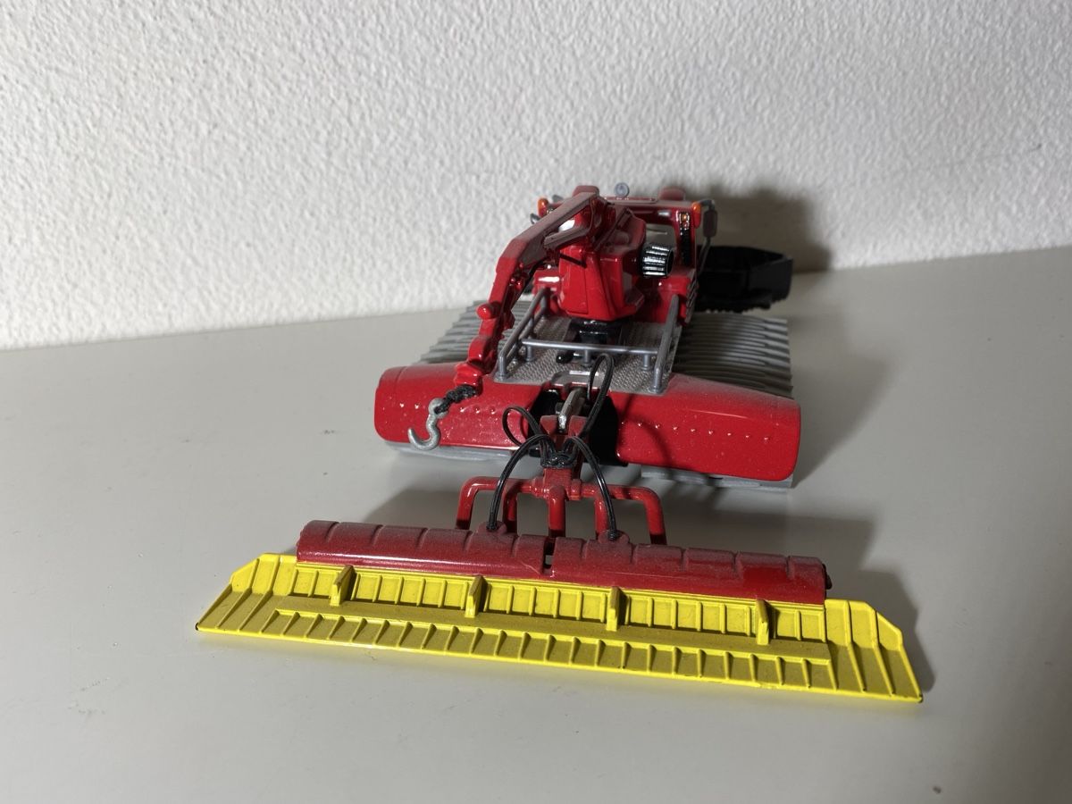 Siku Modellini d'auto: Siku Pistenraupe – Usato da Winterthur venduto da ben_9vxx 3