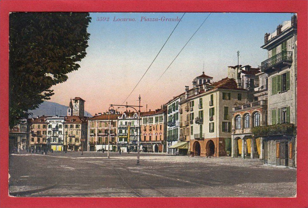 Cartoline postali: LOCARNO, PIAZZA-GRANDE – Usato da Grüningen venduto da Kartenlaube