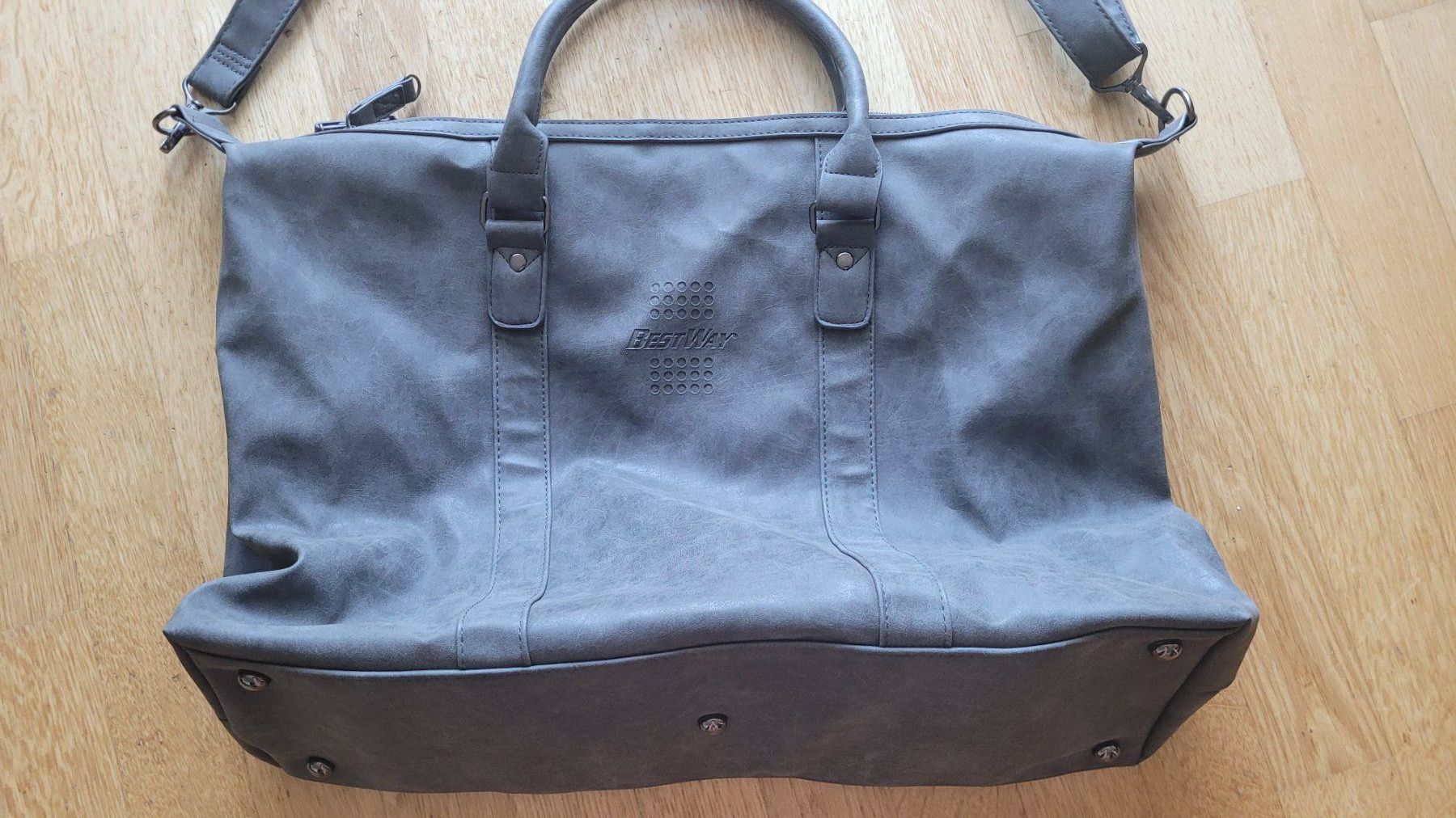 Taschen: grosse BestWay Tasche – Gebraucht aus Volketswil von viri66 1