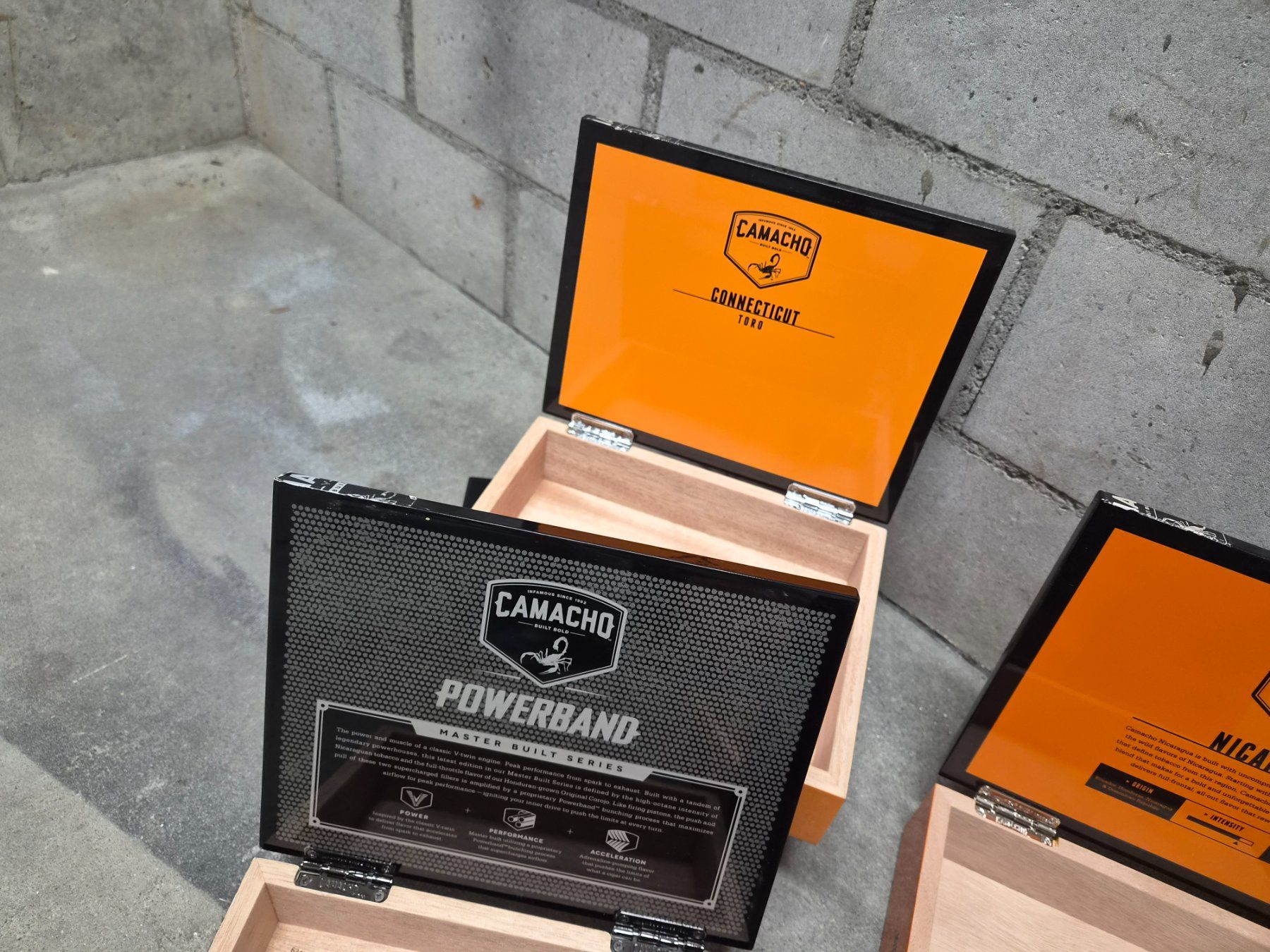 Caisses de transport: Zigarrenkisten 6x CAMACHO – D'occasion à Wetzikon ZH par Tothart 7