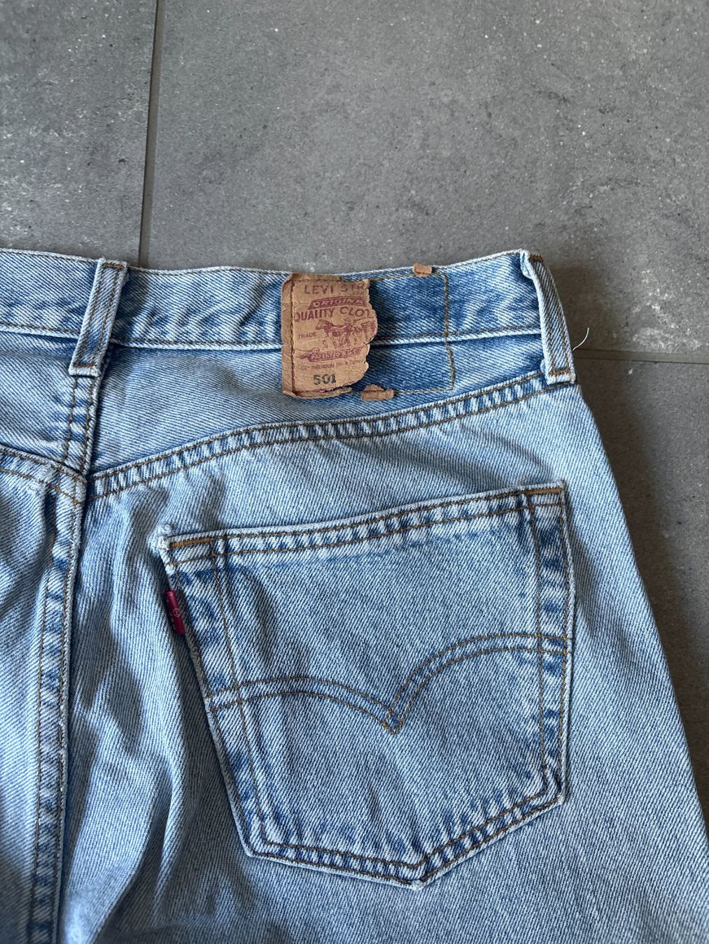 Levi's Jeans: Levi's 501 hellblau 32x34 – Gebraucht aus Niederwil AG von Pascal879 3