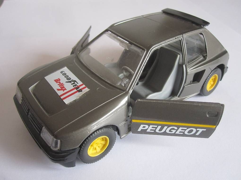 Modellini d'auto: Modelautos Mst. 1:25 – Usato da Saland venduto da k_z_tny8 2