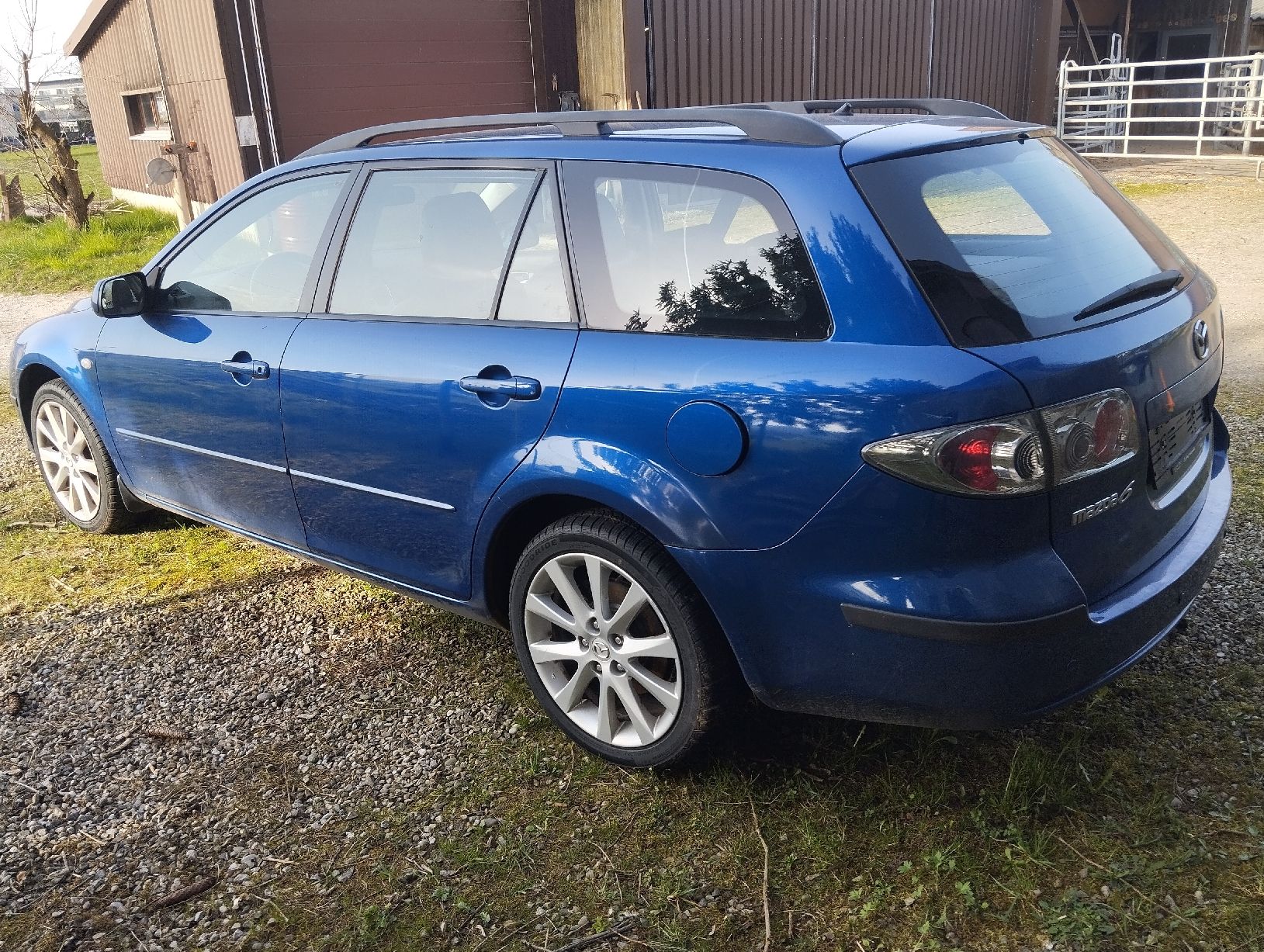 Mazda Autos: Mazda 6 Kombi 2.0 2005 blau EXPORT  – Defekt aus Raperswilen von Chgikeller 6