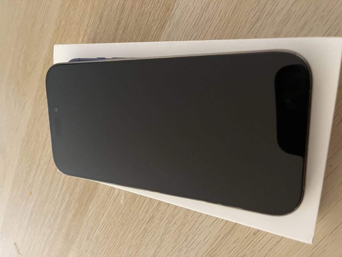 Apple Telefoni cellulari / Smartphones: IPhone 16 pro 256gb défectueux  – Difettoso da Biel/Bienne venduto da ham_wf9n 2