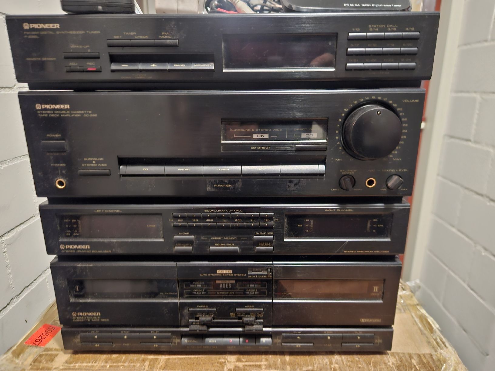 Pioneer Systèmes audio & multimédias: Pioneer Stereoanlage – D'occasion à Brienz BE par Oettinger0 1