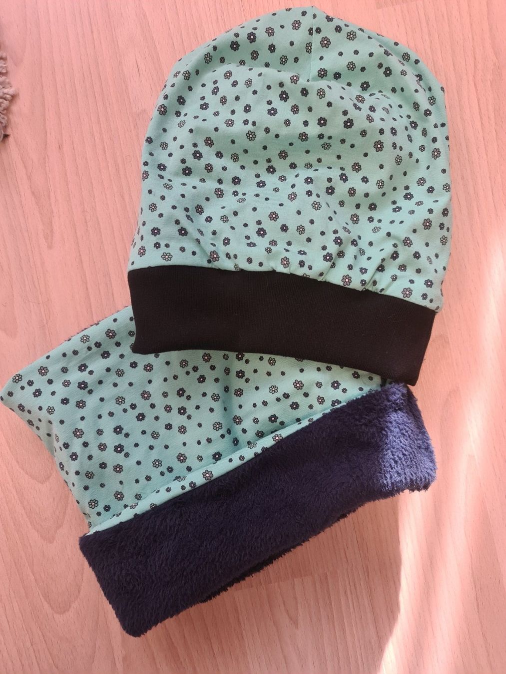 Kleiderpakete & -sets: Wintermütze - Loop-Set "Handgemacht" – Neu (gemäss Beschreibung) aus Fehraltorf von Sumin 1