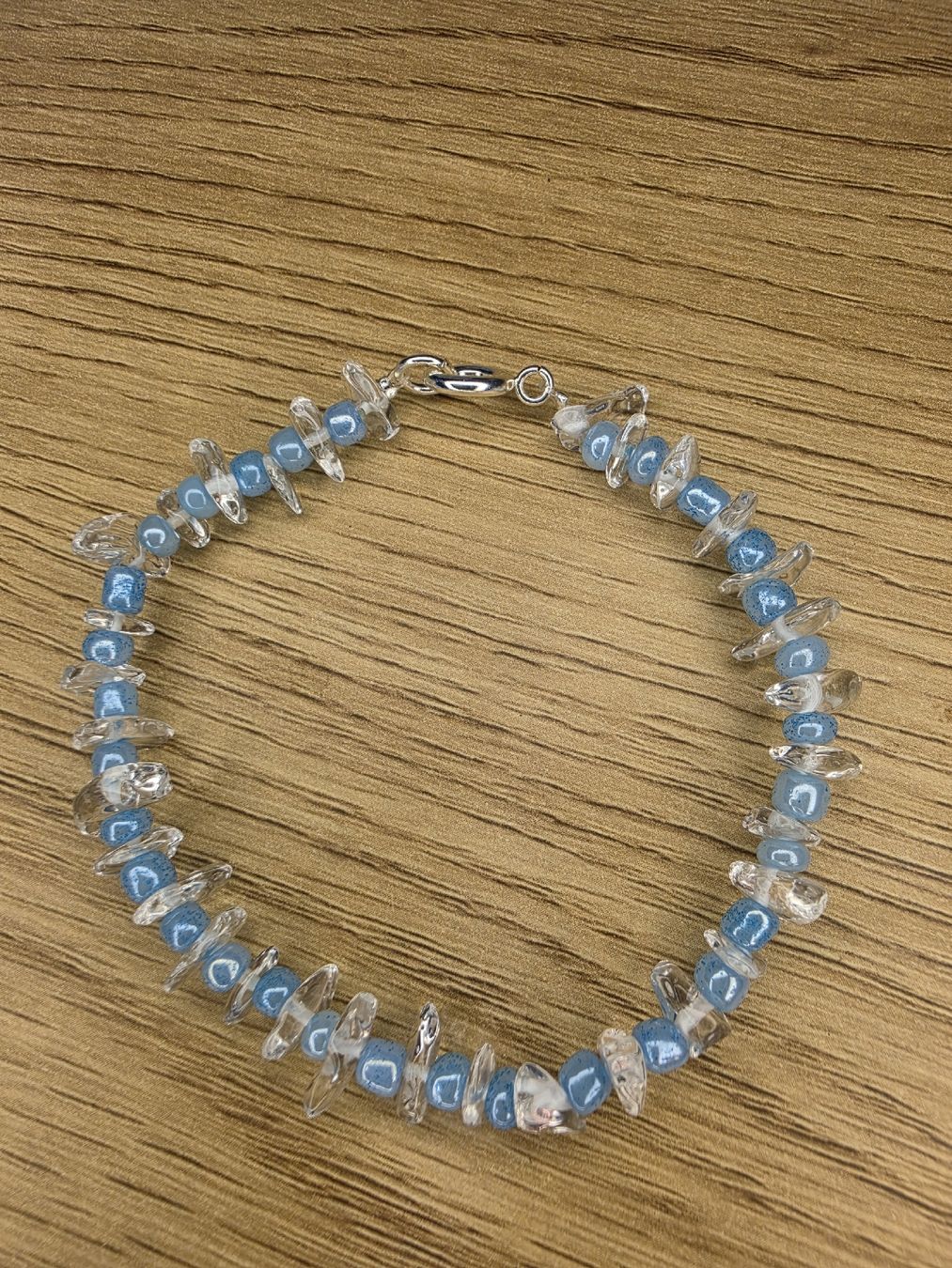 Armbänder & -reifen: Armband mit blauen Glasperlen  – Gebraucht aus Bühler von MalinaBrocki 1