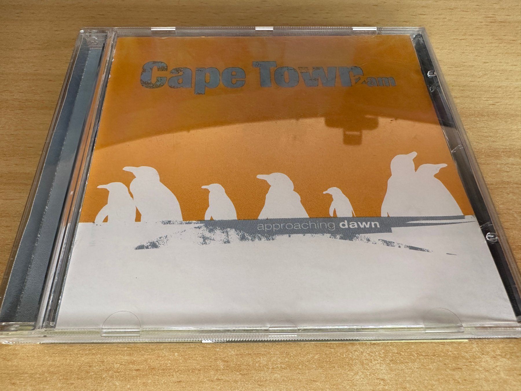 CD: Various – Cape Town 2am - Approaching Dawn – Usato da Rikon im Tösstal venduto da Alpenmutz