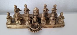 Sri Lanka - antike Metallskulptur  Hanuman und Anbeterinnen