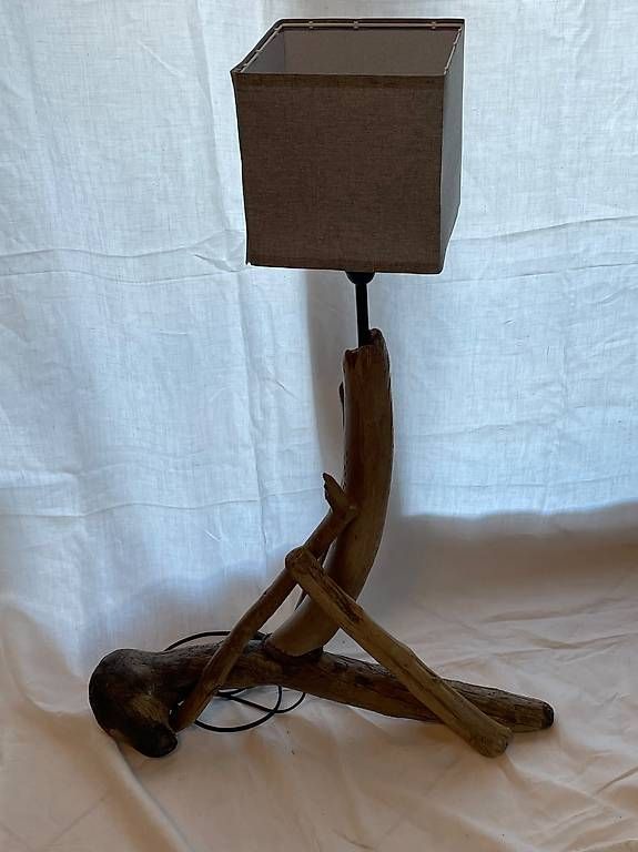 Lampade: Lampe en bois flotté – Nuovo (secondo la descrizione) da Champéry venduto da Collinette60