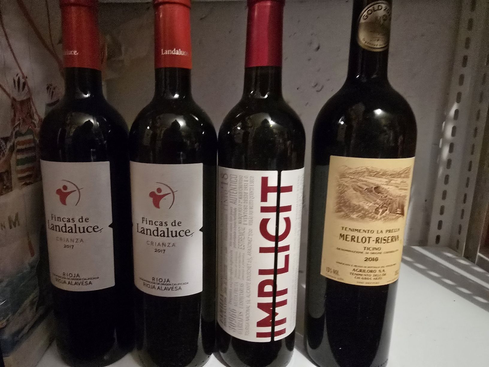 Wein: Lot de 28 bouteilles de vins – Neu und originalverpackt aus Villars-sur-Glâne von K6fois2 8
