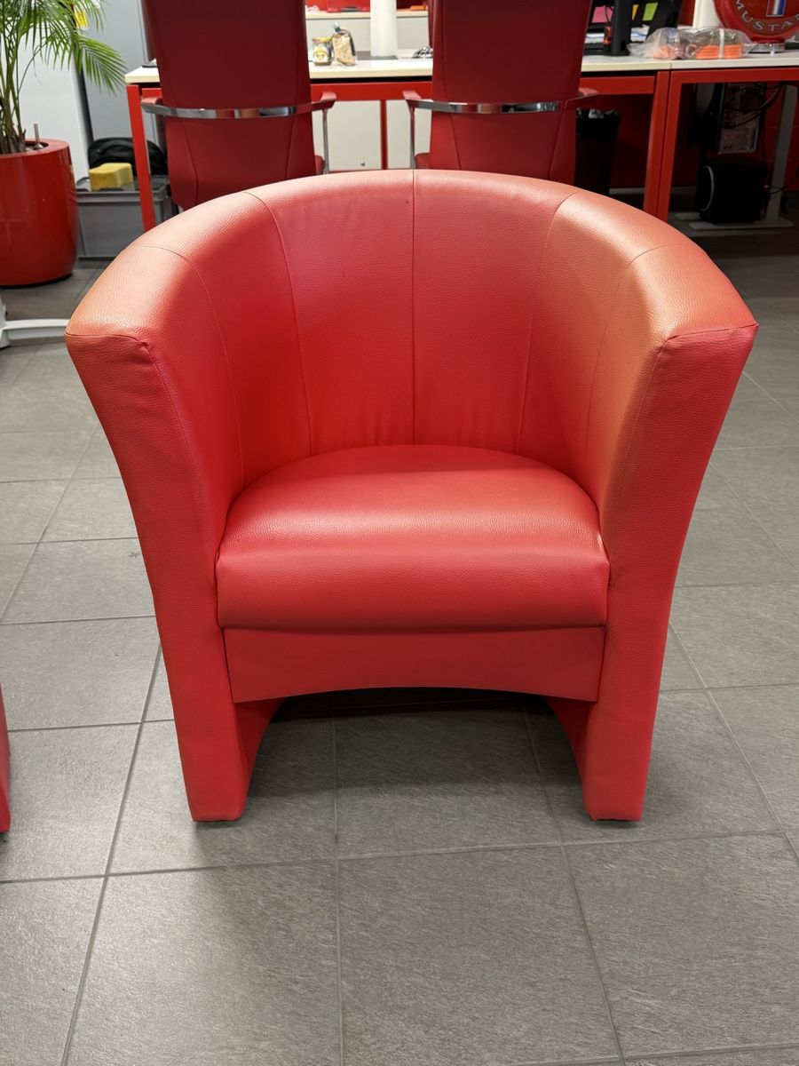 Poltrone: 2 Ledersessel – Usato da Oftringen venduto da fah_6chf 5