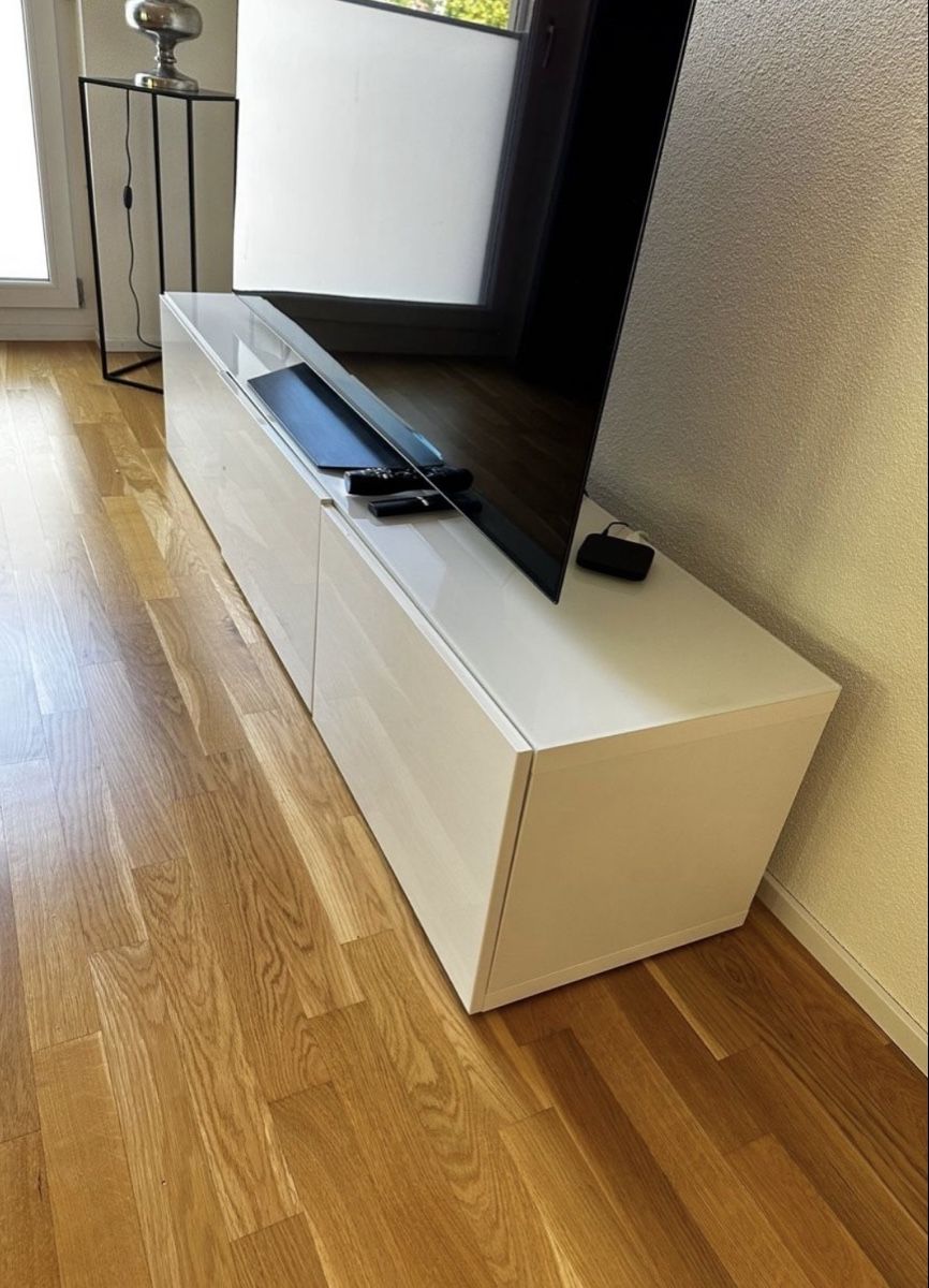 Ikea Meubles TV: Ikea Bresta TV Sideboard  – D'occasion à Dübendorf par vra_5xq6