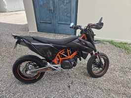 KTM 690 SMC