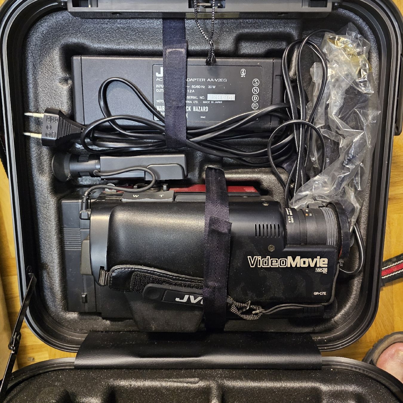 JVC Videocamere: JVC Video Movie Kamera – Usato da Allschwil venduto da 94062103