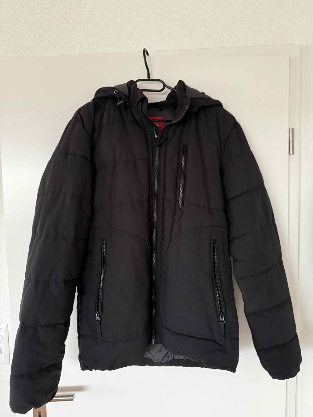 Giacche: s.Oliver Herren Winterjacke schwarz - Grösse L – Usato da Sempach venduto da alsas 4