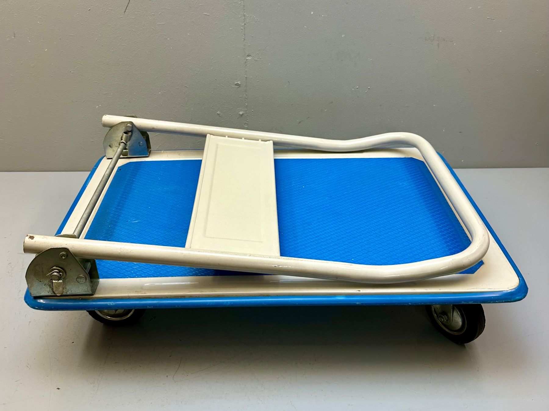 Carrelli di trasporto: PLATTFORMWAGEN AB 1.- !!! – Usato da Zürich venduto da NIKI777 4
