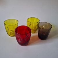 4 Stk. kultige Schnaps-Gläser, mid-century, Bossu Glashütte