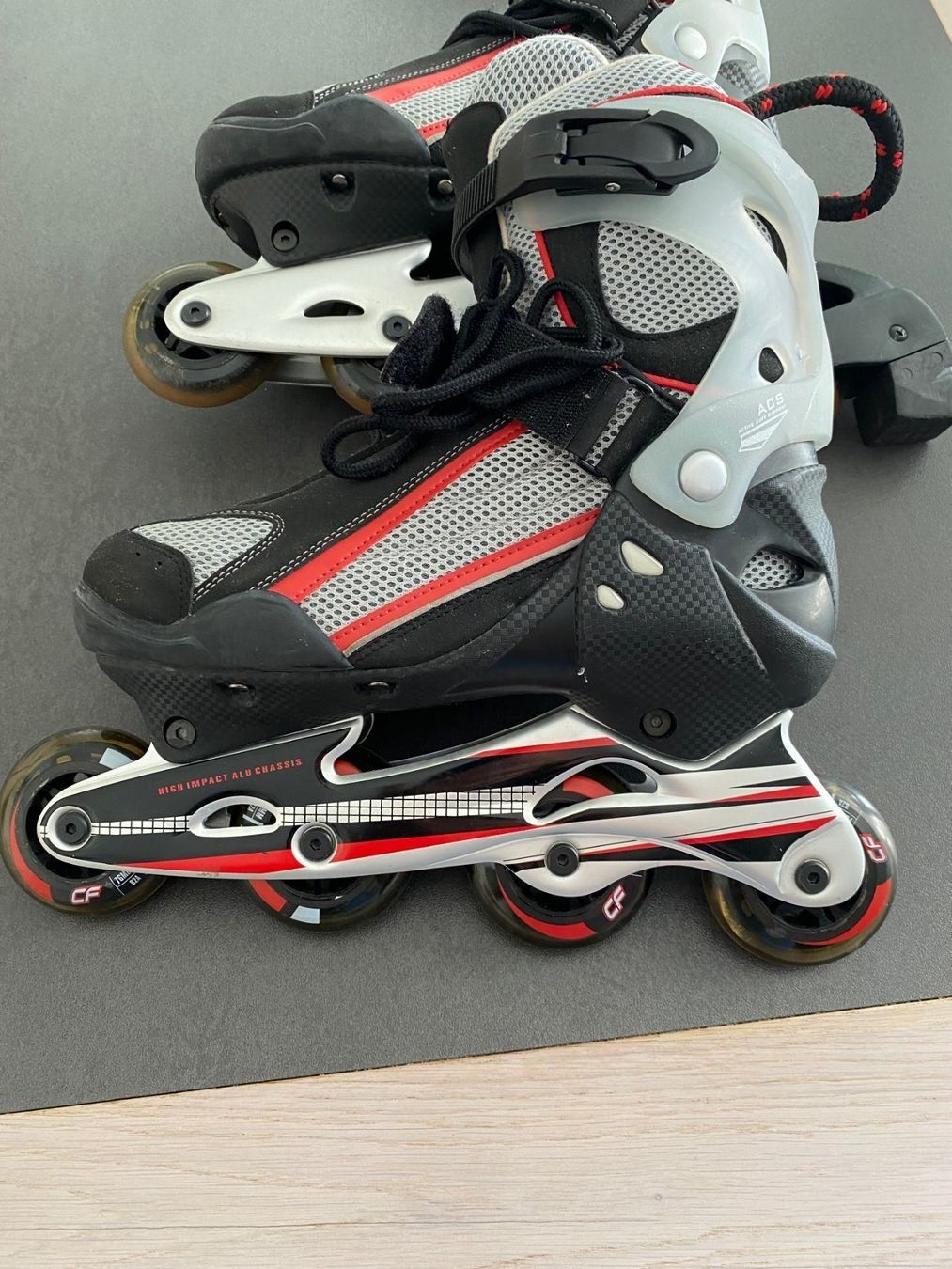 Pattini in linea & Pattini a rotelle: Patins à roulettes inline Phyton 41 - 42 – Usato da Meyrin venduto da Abac007 1
