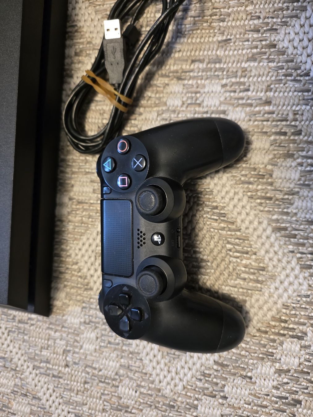 Sony Console: Playstation 4 mit Spielen und Controller – Usato da Dorf venduto da Echo_Elements 5