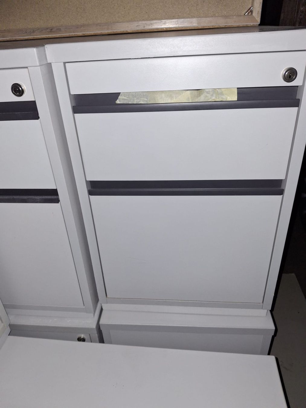 Cassettiere: Büro korpus Neu! – Usato da Grenchen venduto da rdkn01