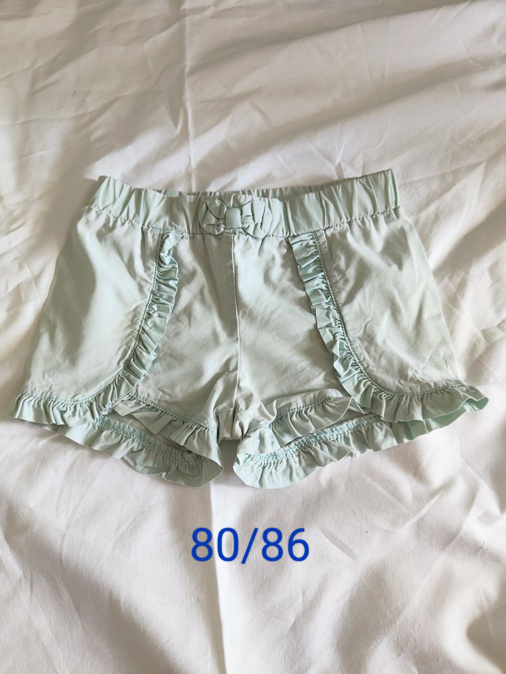 Hosen: Gr. 80/86 Shorts hellblau – Gebraucht aus Sursee von lou19