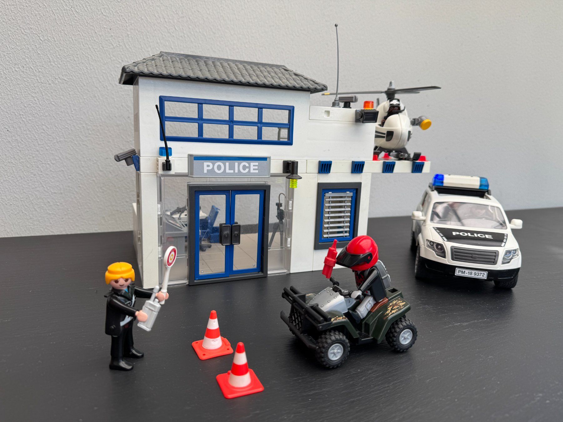 Playmobil Spielzeuge: Playmobil Polizeistation City Action – Gebraucht aus Oberentfelden von PriMaSi