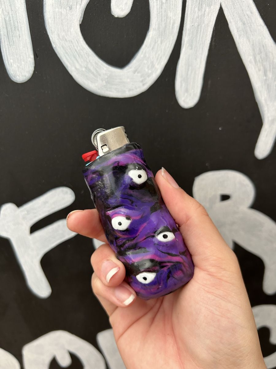 Bic Accendini: Feuerzeug Hülle Lighter Case Anime Monster Inspired – Nuovo (secondo la descrizione) da Horw venduto da jvnrti 2