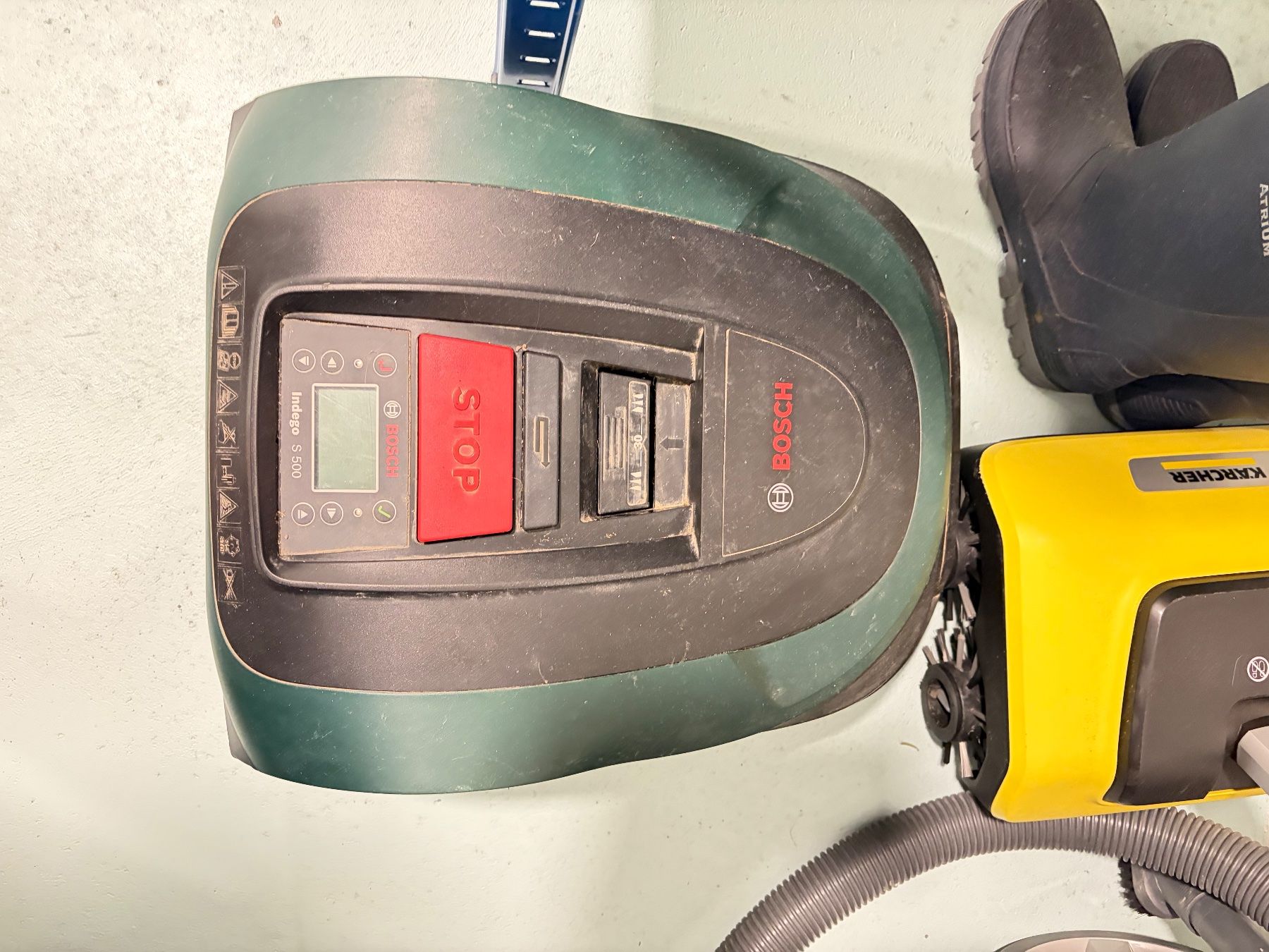 Bosch Tagliaerba: Robot tondeuse Bosch à vendre – Usato da Veyrier venduto da rou_l7fj 1