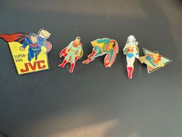 Pin Superman & Superwoman Lot