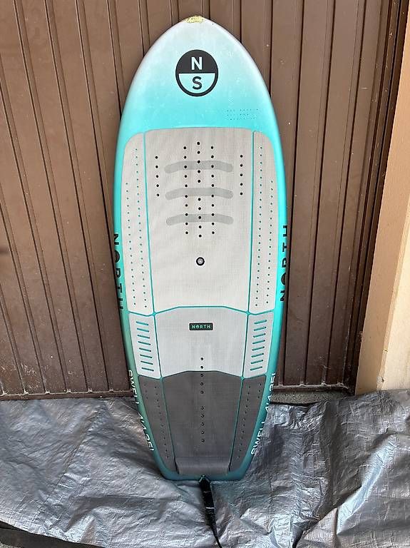 Surfboards & Schwimmbrette: North swell 4.4 – Gebraucht aus Chesières von henchozc